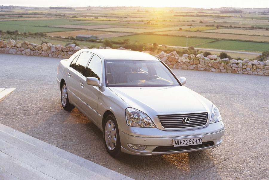  Lexus LS430 2001 года  (фото 20 из 56)